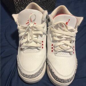 Jordan 3s summit white size 4 (5in women)